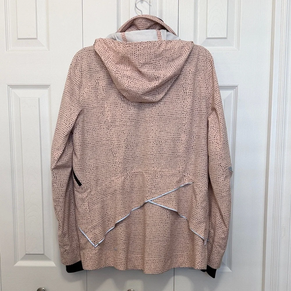Lululemon Light Pink Hooded Women's Jacket with hidden hood. - Picture 2 of 5